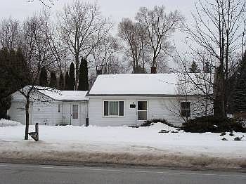 1st image of 2913 E Ashman St