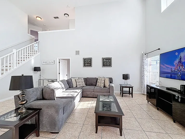 217 Sevilla Ave — Photo 9