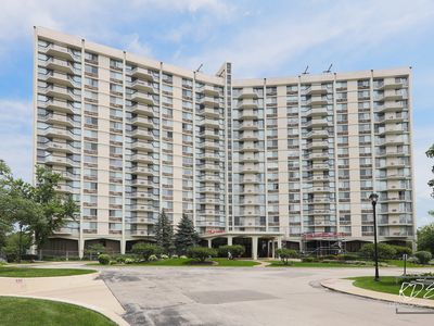 40 N Tower Rd UNIT 3-B, Oak Brook, IL, 60523