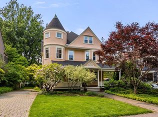 115 Grasmere St, Newton, MA 02458
