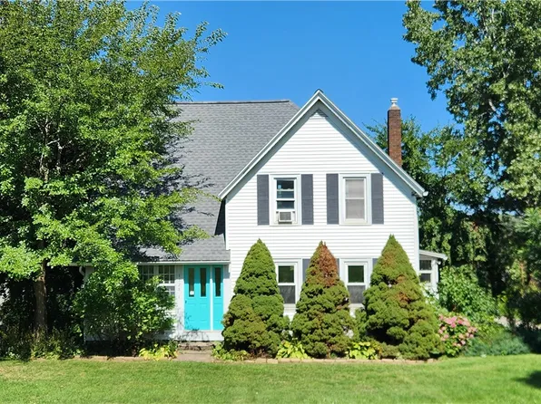 1128 Ridge Rd, Webster, NY 14580