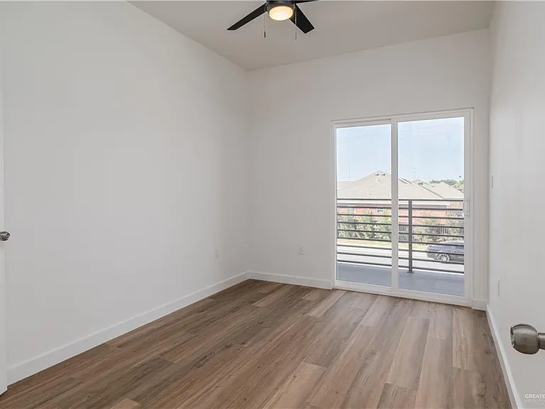 2629 Warbler Ave — Photo 14