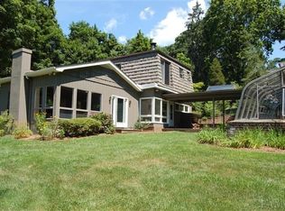 11 Furnace Dock Rd, Croton On Hudson, NY 10520