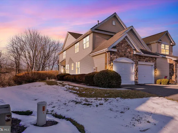 1305 Lexington Way, Morgantown, PA 19543