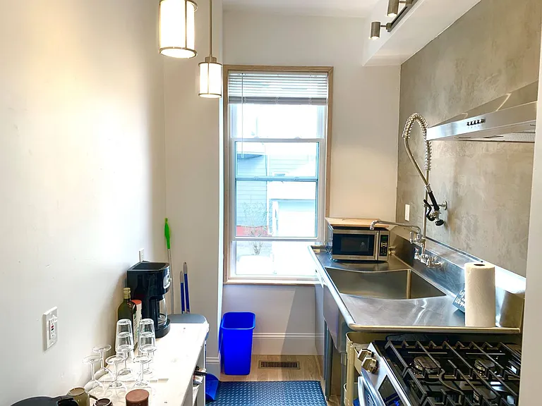 57 Governor St — Photo 22