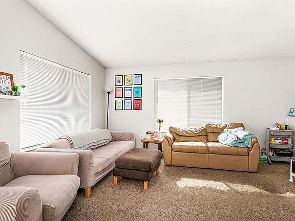 5th image of 2425 Vermilion Rd