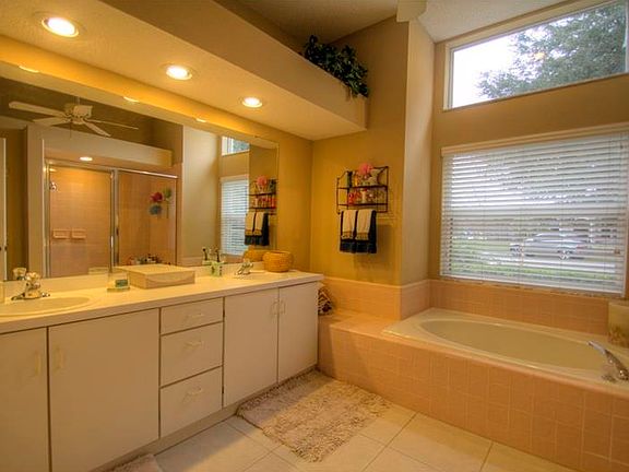 5th image of 1015 California Creek Dr