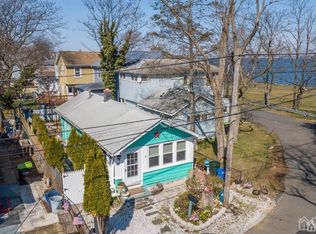 433 Harding Rd, Laurence Harbor, NJ 08879