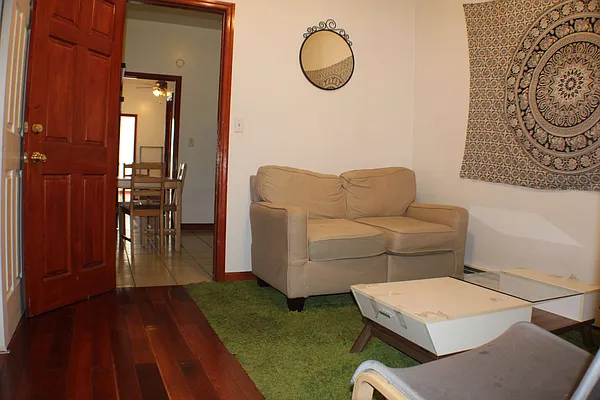 Rented by New Amsterdam Realty Group | media 21