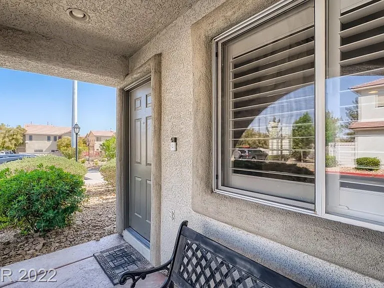 10344 Missouri Meadows St — Photo 25