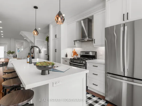 43 Caroline Ave, Toronto, ON M4M 2X6