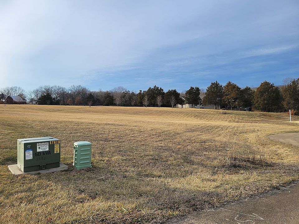 1st image of 205 Flora Ct