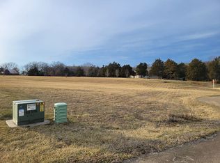 205 Flora Ct, Bloomsdale, MO 63627