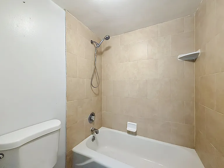 2636 Lemon Tree Ln #2636 — Photo 23