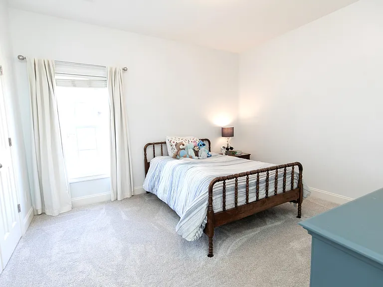 122 Buckhaven Dr — Photo 35