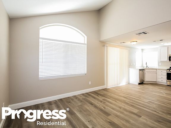 4th image of 7689 Eagle Lake Ave