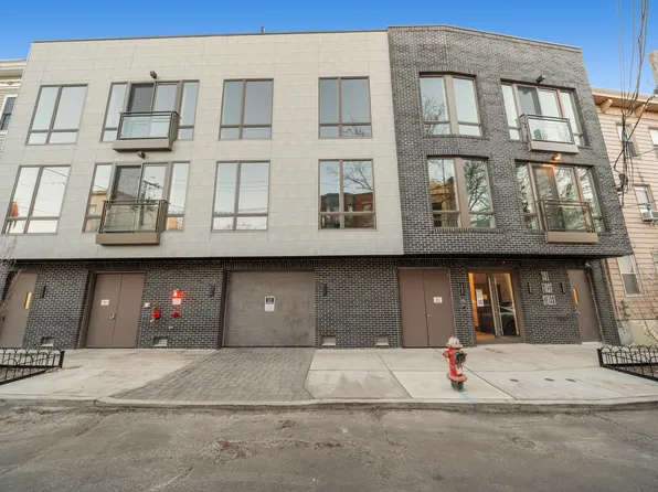 391 1st Street image 25 of 28