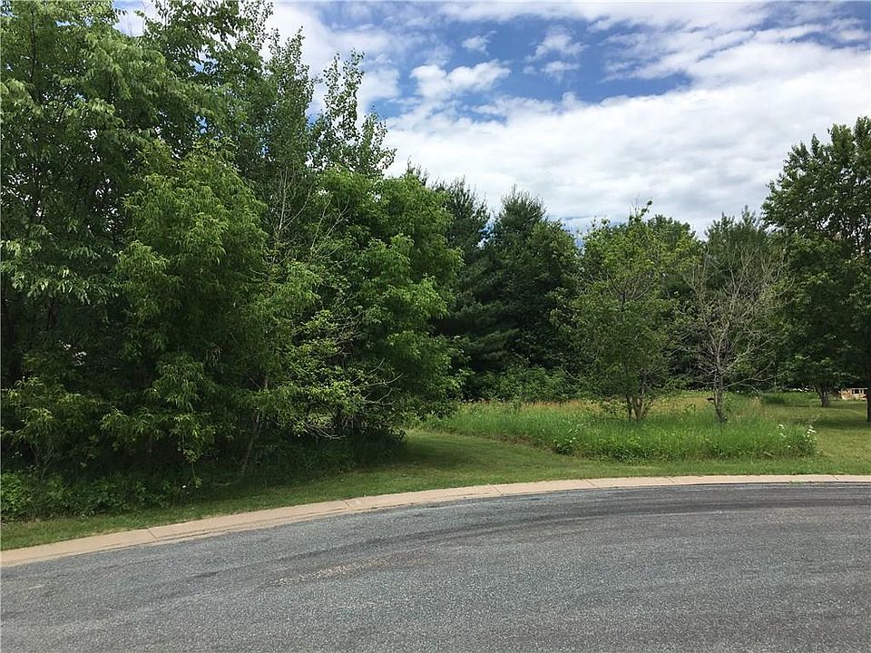 2nd image of 915 Juniper Ct