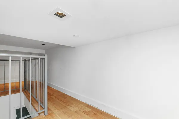 Rented by MNS | media 16