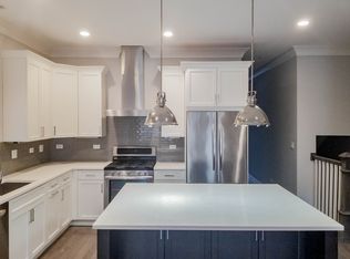 1241 W Oakdale Ave APT 1W, Chicago, IL 60657