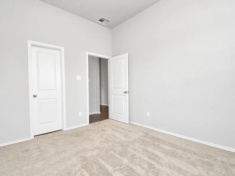 1242 Muscadine Hollow Ln — Photo 8