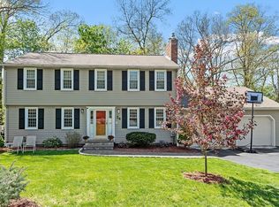 24 Red Coat Rd, Shrewsbury, MA 01545