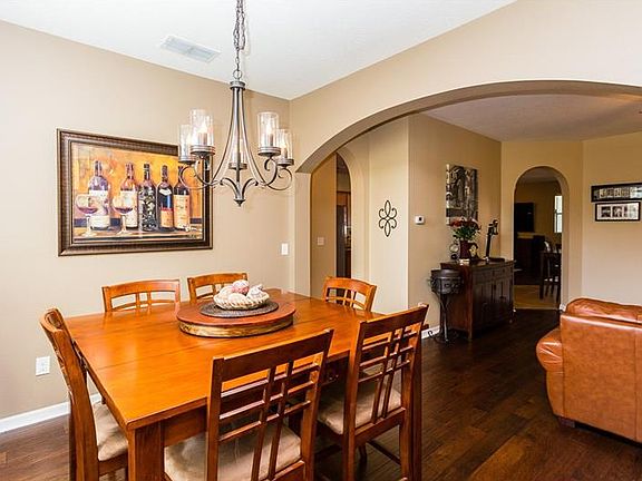 3rd image of 393 Skyview Pl