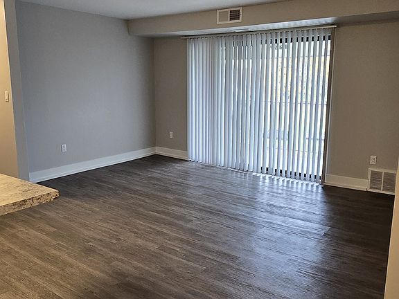 4th image of 3900 Whispering Way SE #63109