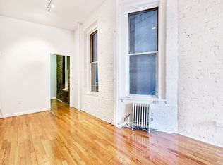 448 W 54th St APT 1B, New York, NY 10019