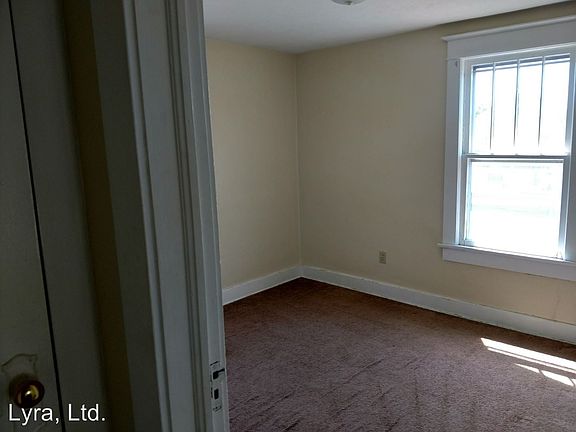 2nd image of 846 N Metcalf St