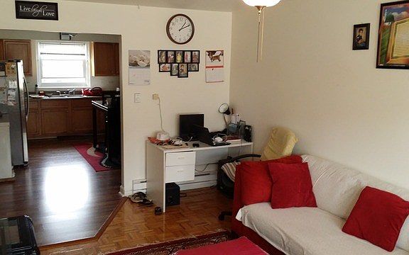 3rd image of 6634 W 95th St APT 3D