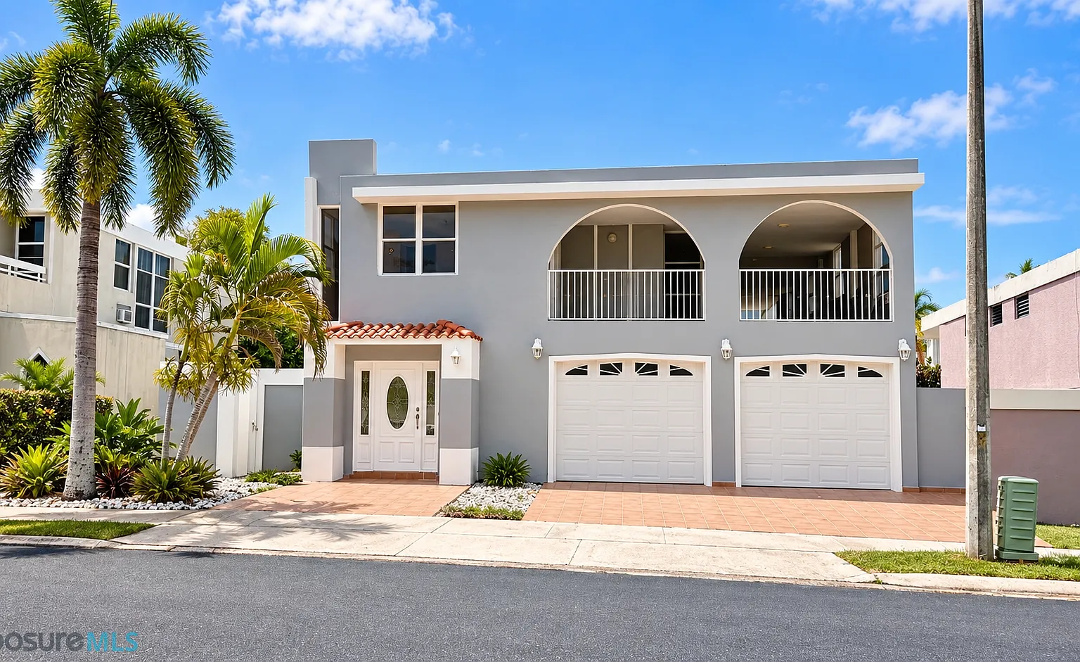 4 bed, 4.0 bath, 2430 sqft, $2,900 — Photo 1