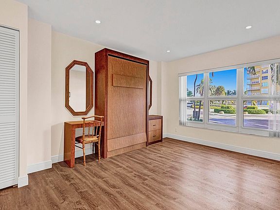 4th image of 405 N Ocean Boulevard #106