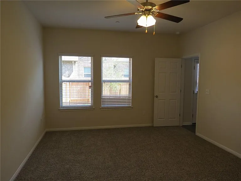 2304 S Lakeline Blvd #432 — Photo 8