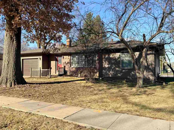 1718 Highland Ave, Iowa City, IA 52240