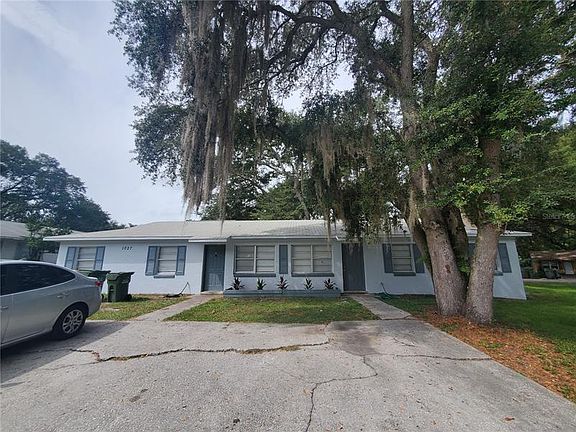 2nd image of 1027 Birchwood Ct APT 2