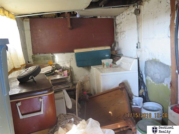 4th image of 2511 S 26th St