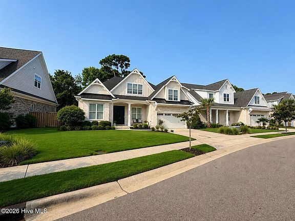 3rd image of 4515 Auriana Way