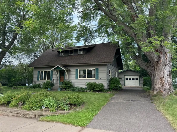 1755 2nd Ave, Cumberland, WI 54829