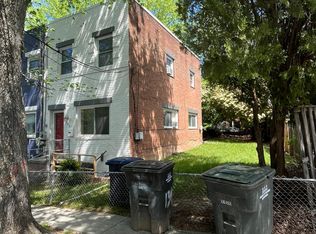 1340 Dexter Ter SE, Washington, DC 20020