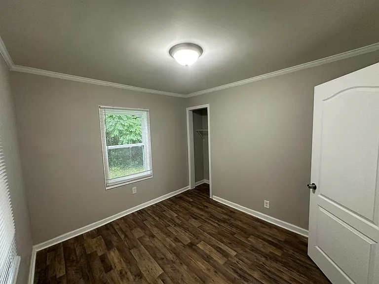 420 Airline Ave — Photo 6