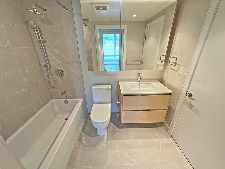 1500 Fern St #1402 — Photo 15
