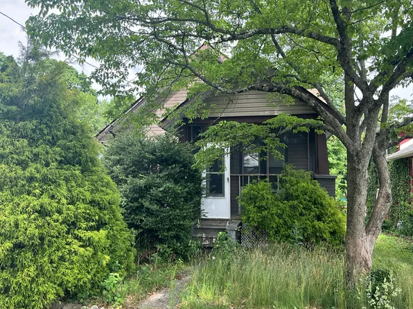 21 Victory Ave, Vineland, NJ 08360