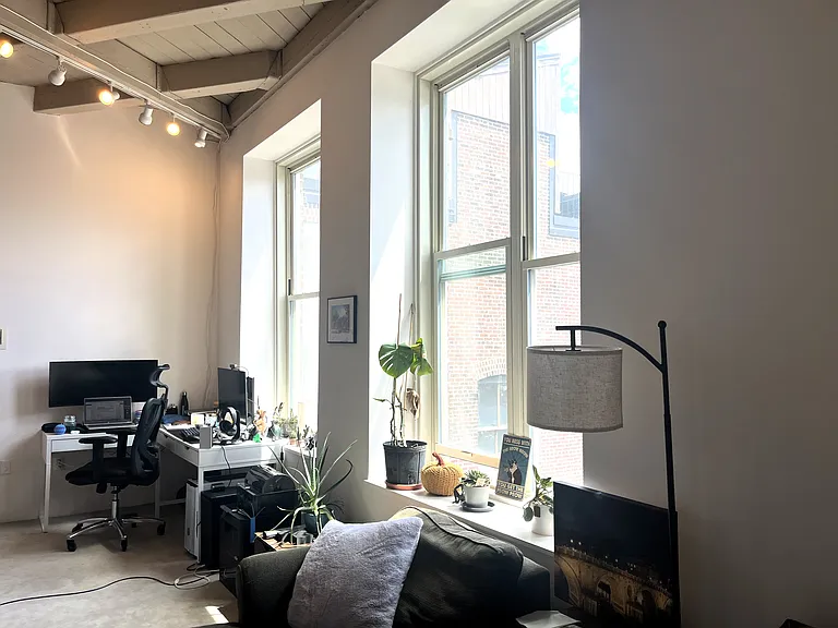 10 Thacher St #502 — Photo 7
