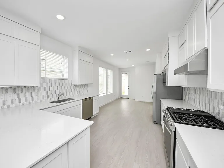 1062 Blue Stone Dr — Photo 27