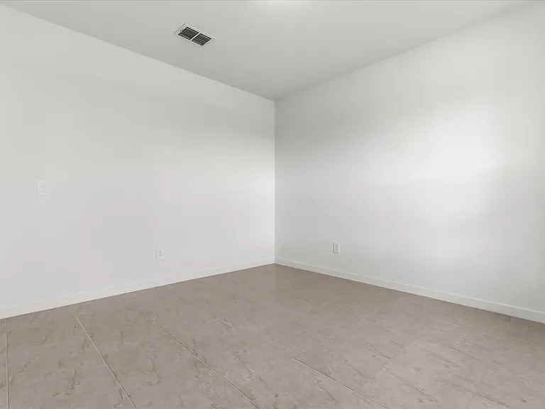 11216 Sycamore Glen Loop — Photo 31