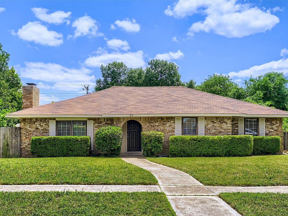 1st image of 814 Oakbluff Dr