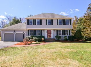 6 Bridle Path, Franklin, MA 02038
