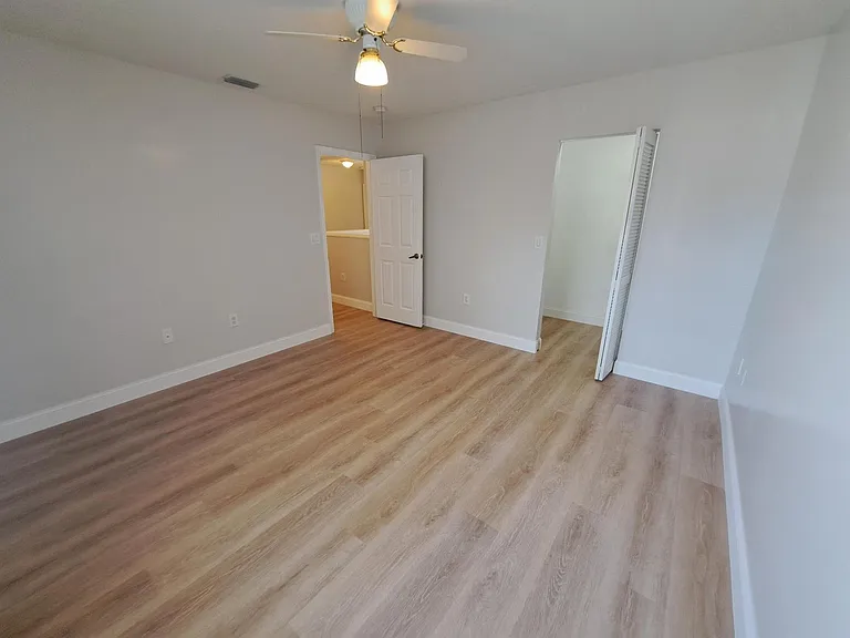 12349 NW 53rd St — Photo 29