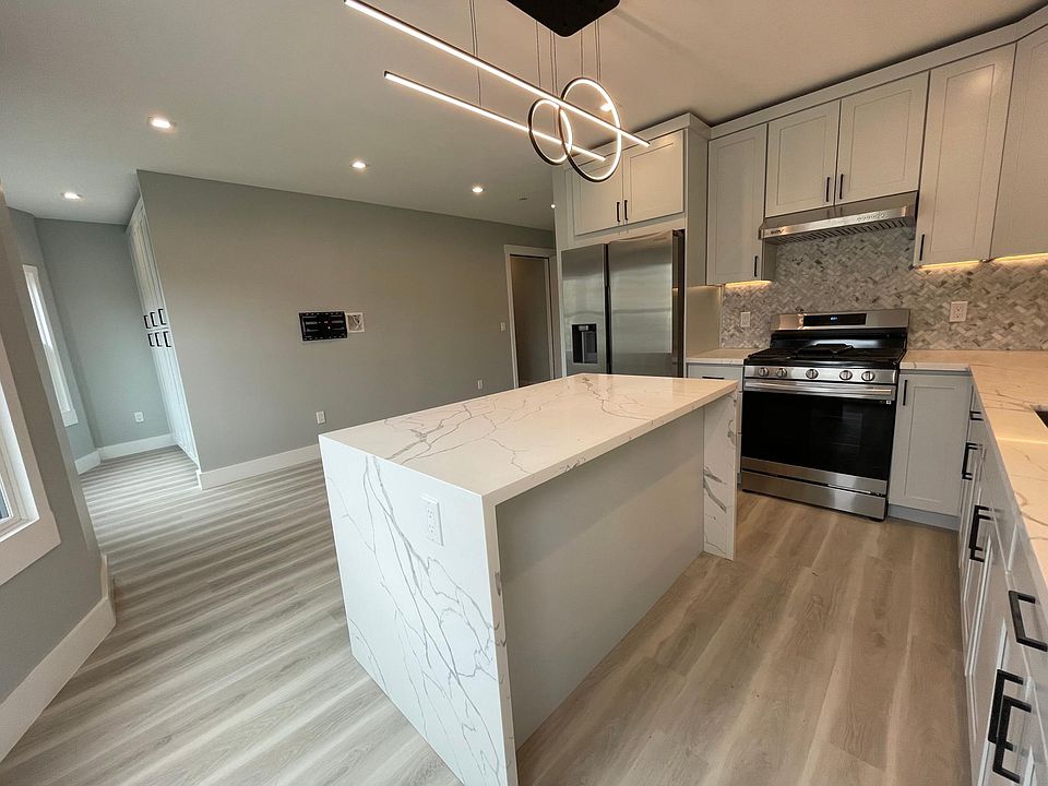 1st image of 50 Broad St #2